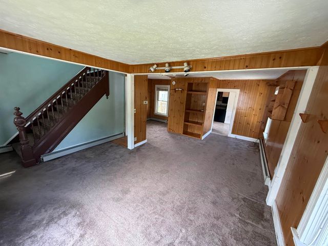 203 Lincoln Avenue, Rutland City, VT 05701