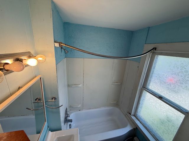 203 Lincoln Avenue, Rutland City, VT 05701