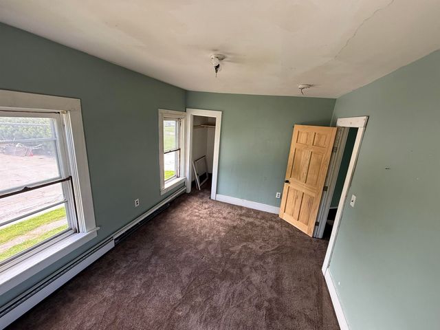 203 Lincoln Avenue, Rutland City, VT 05701
