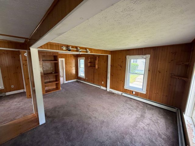 203 Lincoln Avenue, Rutland City, VT 05701