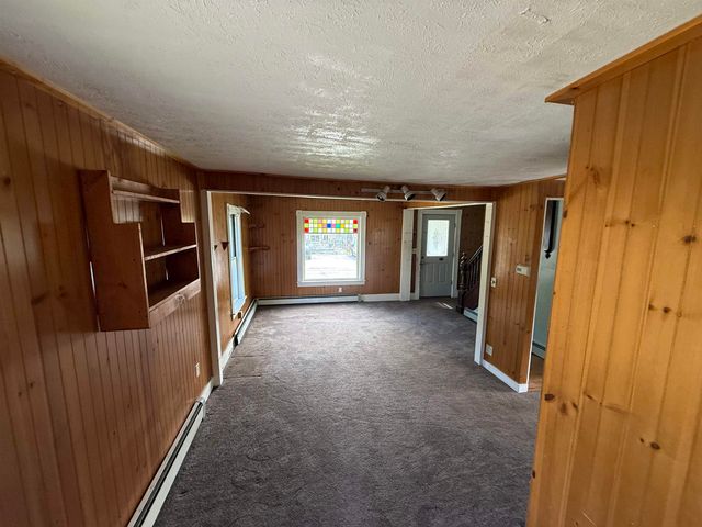 203 Lincoln Avenue, Rutland City, VT 05701