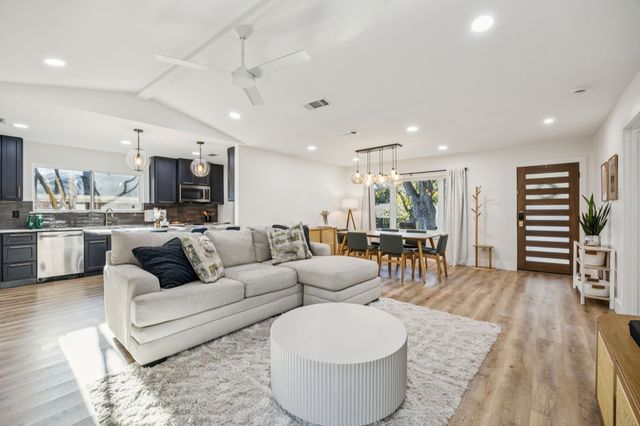 13430 Purple Sage Road, Dallas, TX 75240