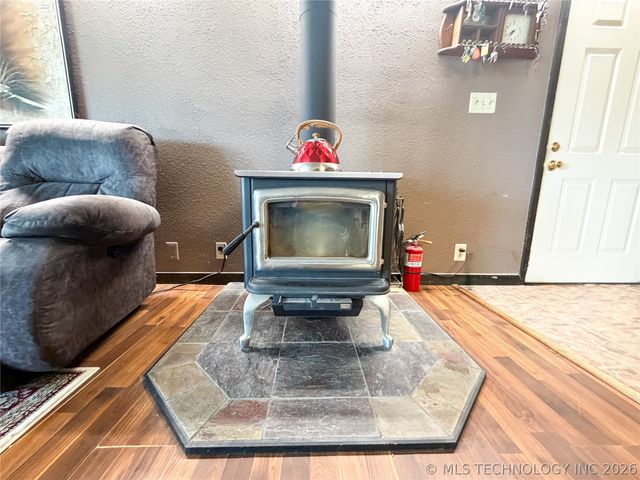 2210 W Golf Course Road, Tahlequah, OK 74464