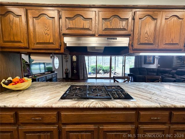 2210 W Golf Course Road, Tahlequah, OK 74464