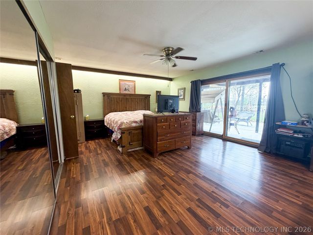 2210 W Golf Course Road, Tahlequah, OK 74464