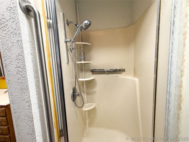 2210 W Golf Course Road, Tahlequah, OK 74464