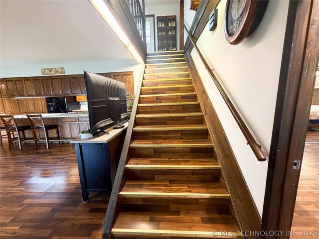 2210 W Golf Course Road, Tahlequah, OK 74464