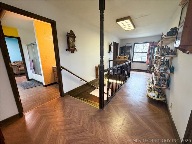 2210 W Golf Course Road, Tahlequah, OK 74464