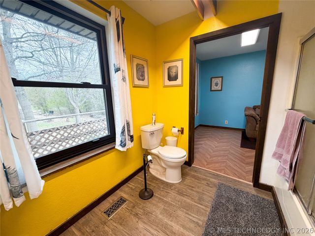 2210 W Golf Course Road, Tahlequah, OK 74464