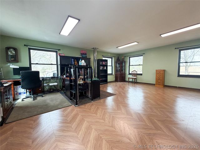 2210 W Golf Course Road, Tahlequah, OK 74464