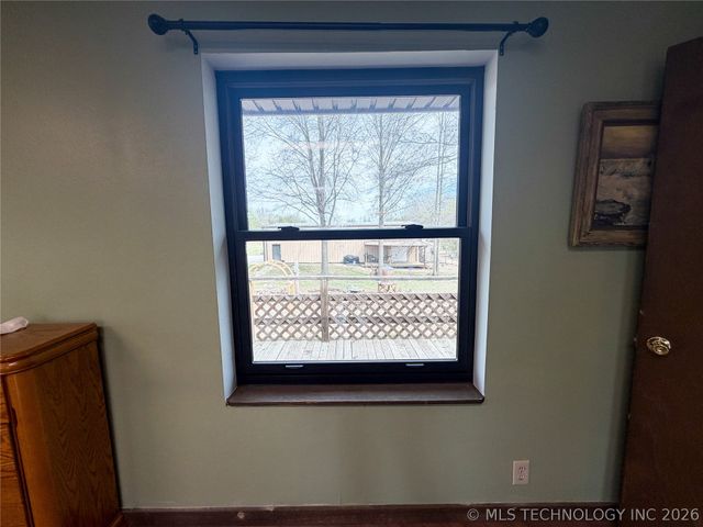 2210 W Golf Course Road, Tahlequah, OK 74464