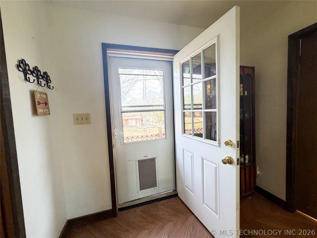 2210 W Golf Course Road, Tahlequah, OK 74464