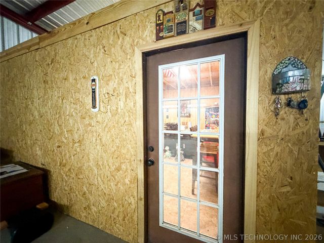 2210 W Golf Course Road, Tahlequah, OK 74464