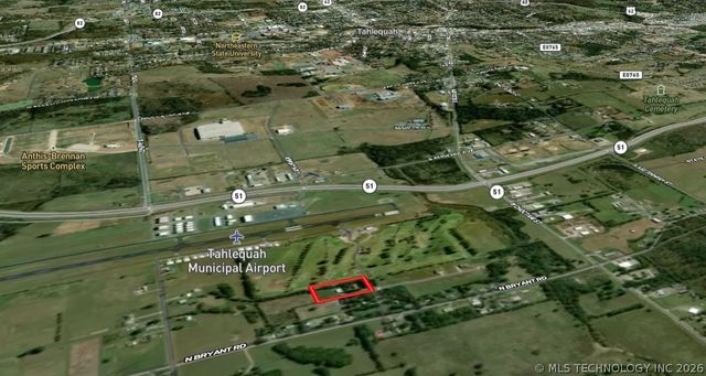 2210 W Golf Course Road, Tahlequah, OK 74464