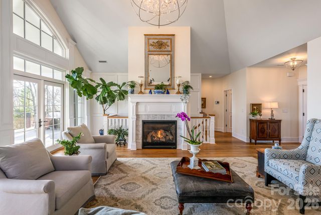 89 N Snow Ridge Drive 13, Hendersonville, NC 28792