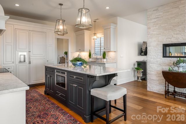 89 N Snow Ridge Drive 13, Hendersonville, NC 28792