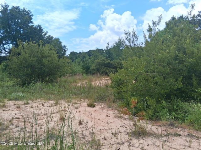 744 S Railroad Street, Gulfport, MS 39507