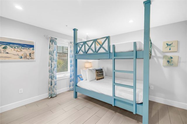 316 BEACH ROAD, Sarasota, FL 34242