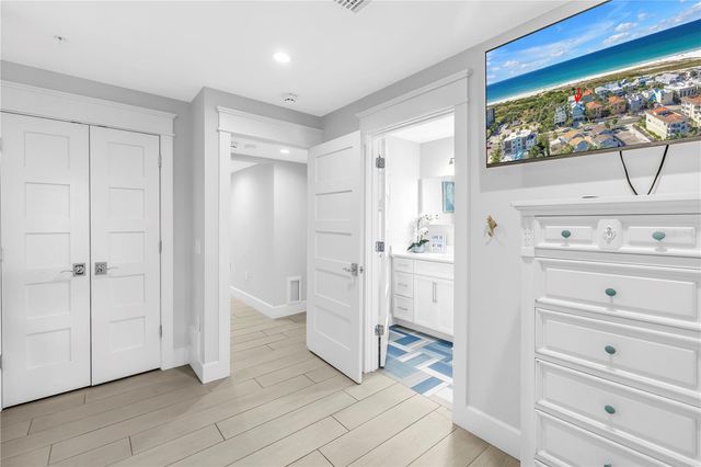 316 BEACH ROAD, Sarasota, FL 34242