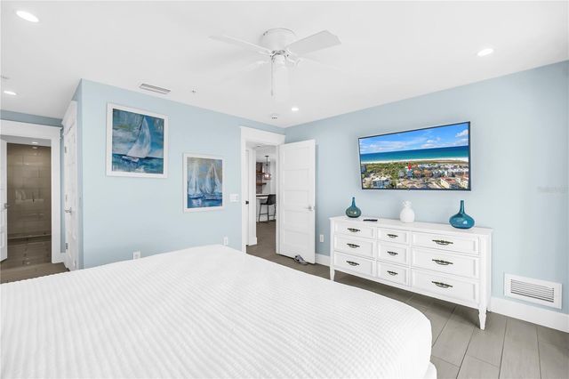 316 BEACH ROAD, Sarasota, FL 34242