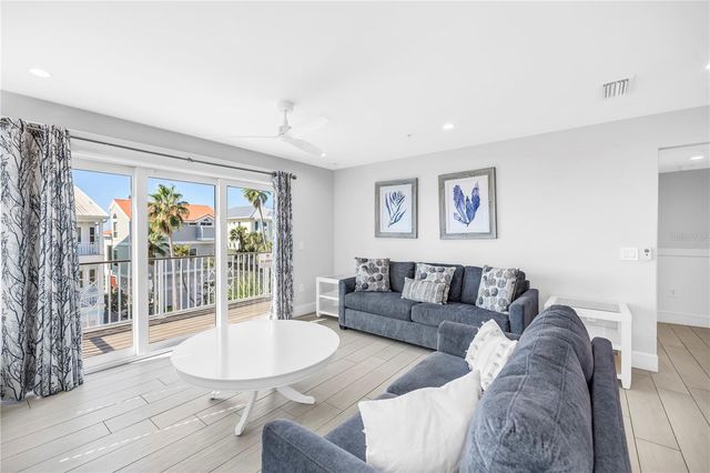 316 BEACH ROAD, Sarasota, FL 34242