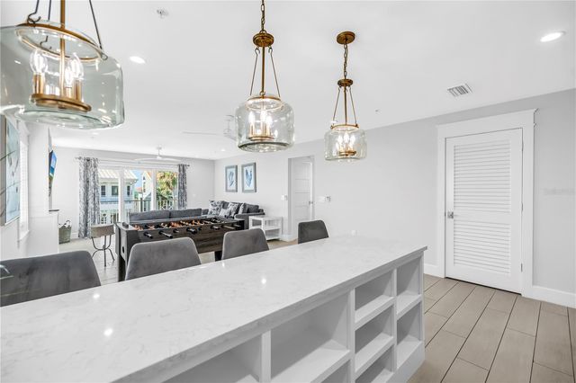 316 BEACH ROAD, Sarasota, FL 34242