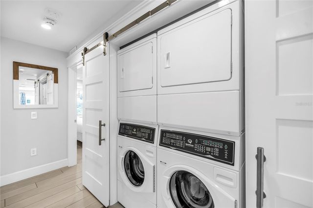 316 BEACH ROAD, Sarasota, FL 34242