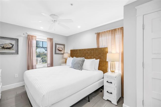 316 BEACH ROAD, Sarasota, FL 34242