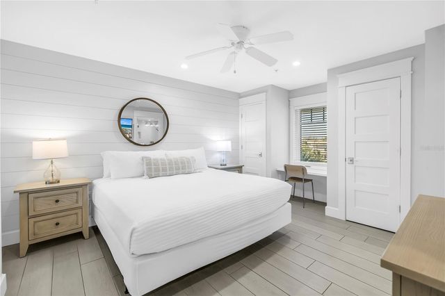 316 BEACH ROAD, Sarasota, FL 34242