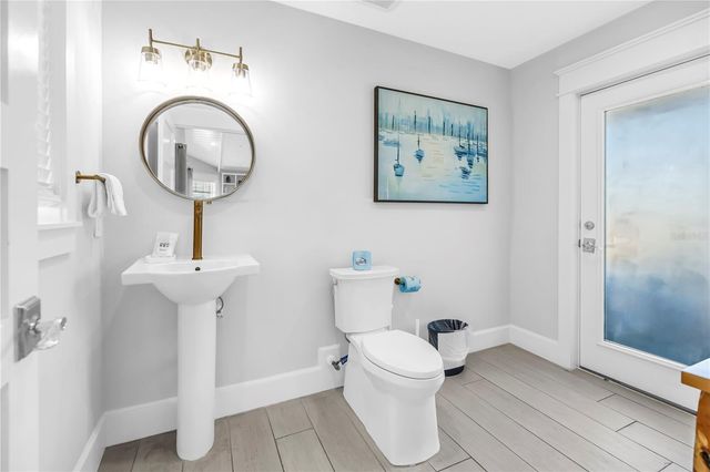 316 BEACH ROAD, Sarasota, FL 34242