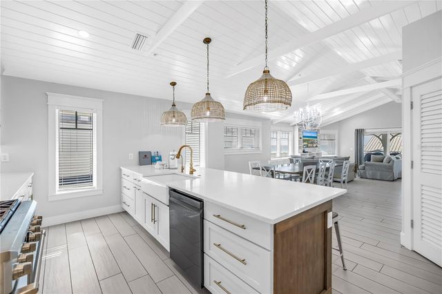 316 BEACH ROAD, Sarasota, FL 34242