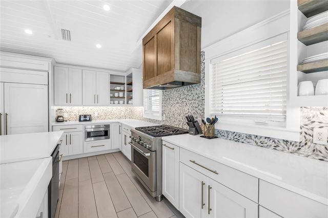 316 BEACH ROAD, Sarasota, FL 34242