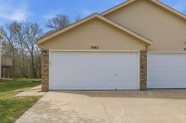 3982 33rd Street S, Fargo, ND 58104