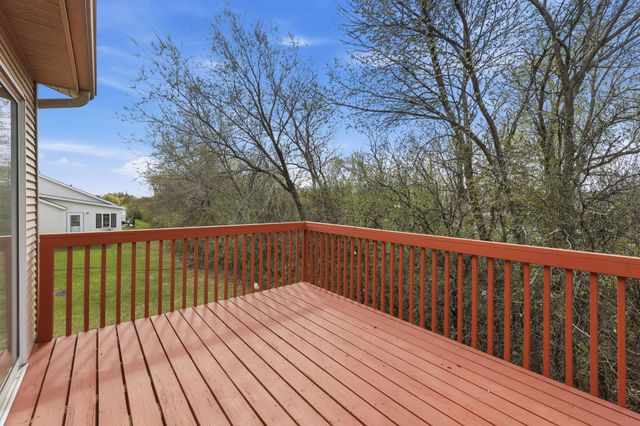 3982 33rd Street S, Fargo, ND 58104