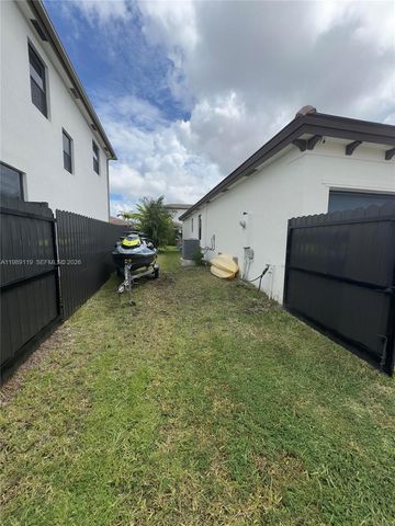 23341 SW 132nd Pl, Homestead, FL 33032