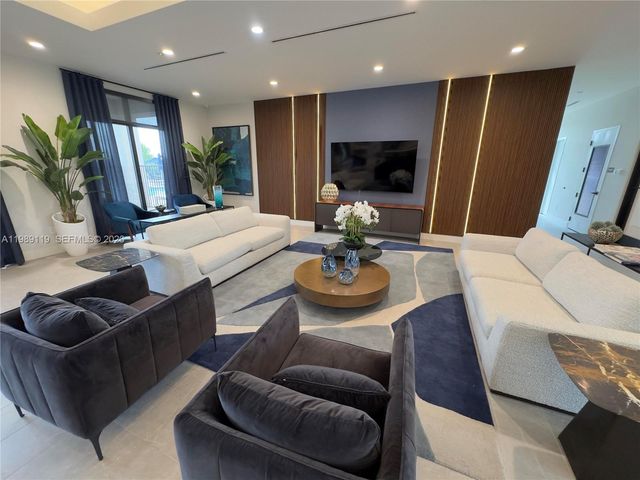 23341 SW 132nd Pl, Homestead, FL 33032