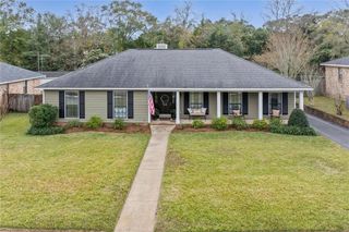 2112 Pine Needle E Drive, Mobile, AL 36609