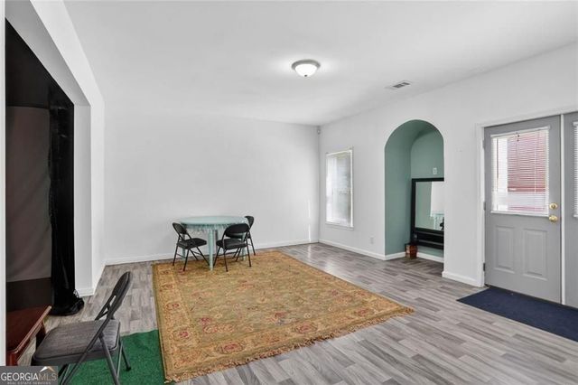 292 Double Gate Way, Sugar Hill, GA 30518