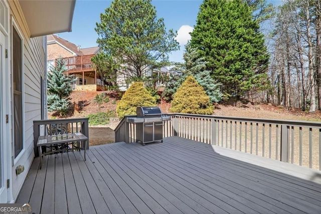 292 Double Gate Way, Sugar Hill, GA 30518