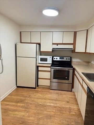 1321 Worcester Road 510, Framingham, MA 01701