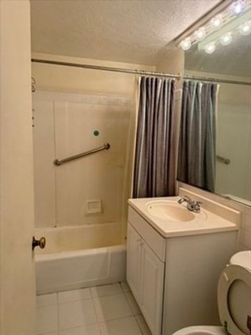 1321 Worcester Road 510, Framingham, MA 01701