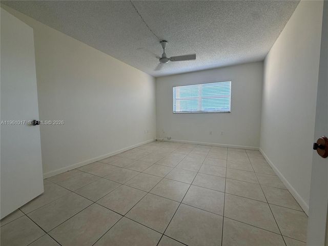 9001 Sunrise Lakes Blvd 208, Sunrise, FL 33322