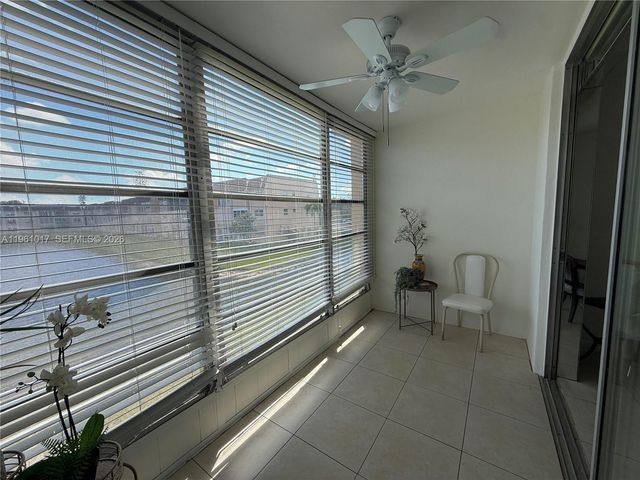 9001 Sunrise Lakes Blvd 208, Sunrise, FL 33322