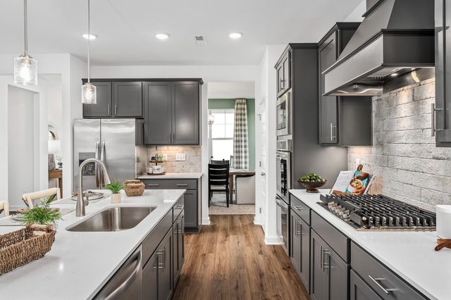 2417 Netterfield Drive, White House, TN 37188