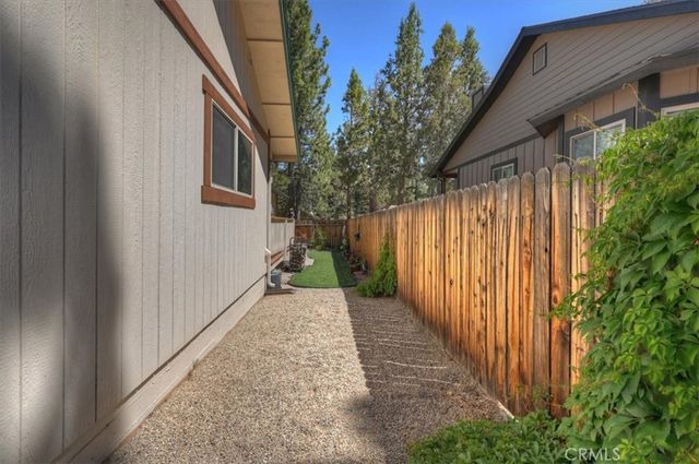 320 Eider Drive, Big Bear City, CA 92314