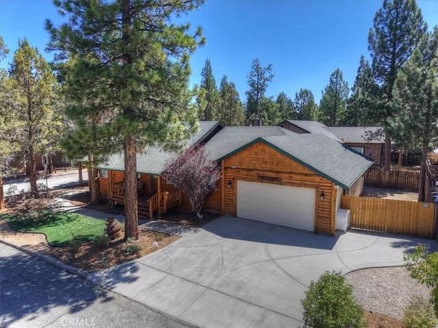 320 Eider Drive, Big Bear City, CA 92314