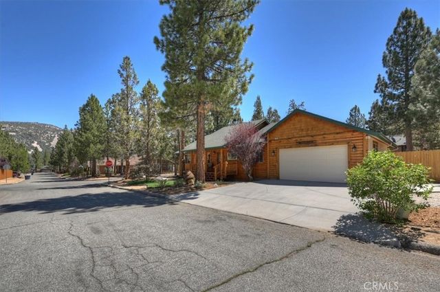 320 Eider Drive, Big Bear City, CA 92314