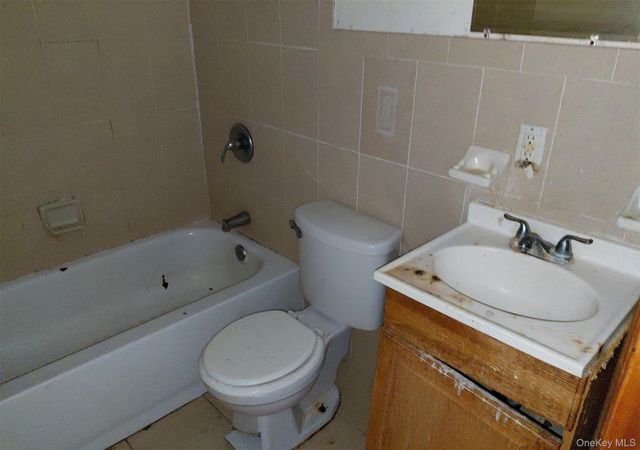 1338 Park Place, Brooklyn, NY 11213