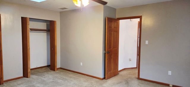 6837 Swan Lane, Schererville, IN 46375