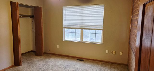 6837 Swan Lane, Schererville, IN 46375